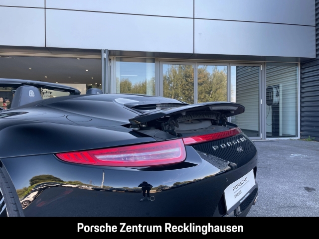 Porsche 991 911 Carrera 4 Cabriolet Black Edition