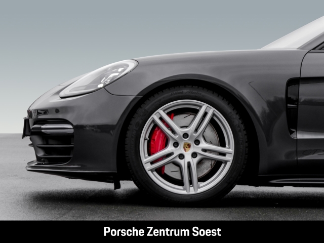 Porsche Panamera GTS/20-Zoll/Panoramadach/Surround-View