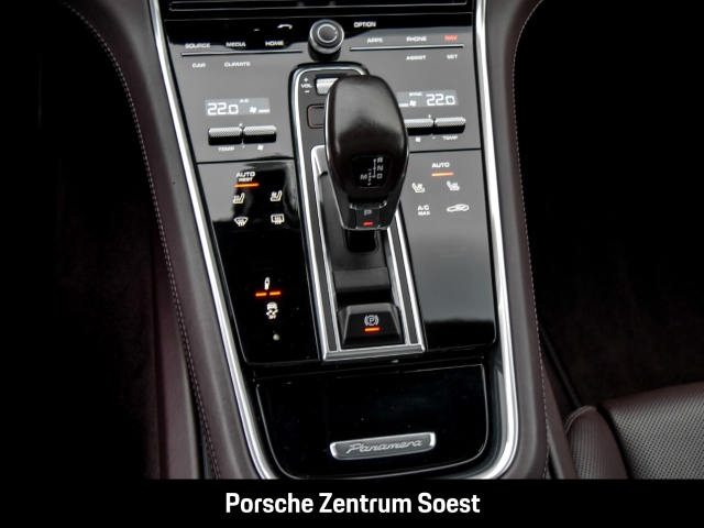 Porsche Panamera GTS/20-Zoll/Panoramadach/Surround-View