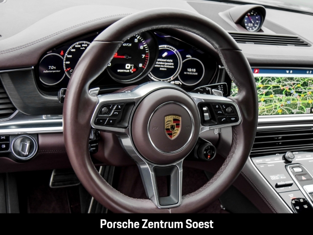 Porsche Panamera GTS/20-Zoll/Panoramadach/Surround-View