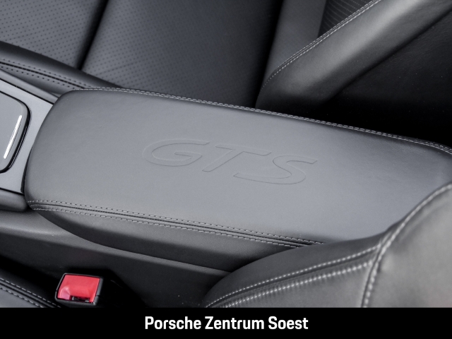 Porsche 991 Carrera 4 GTS Cabriolet/ParkAssistent/BOSE