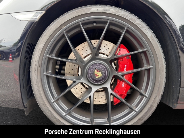 Porsche 991 911 Carrera 4 GTS Cabriolet HA-Lenkung BOSE