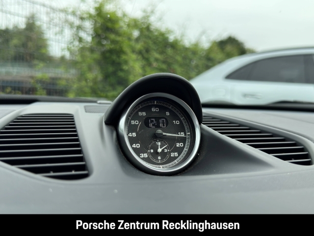 Porsche 991 911 Carrera 4 GTS Cabriolet HA-Lenkung BOSE