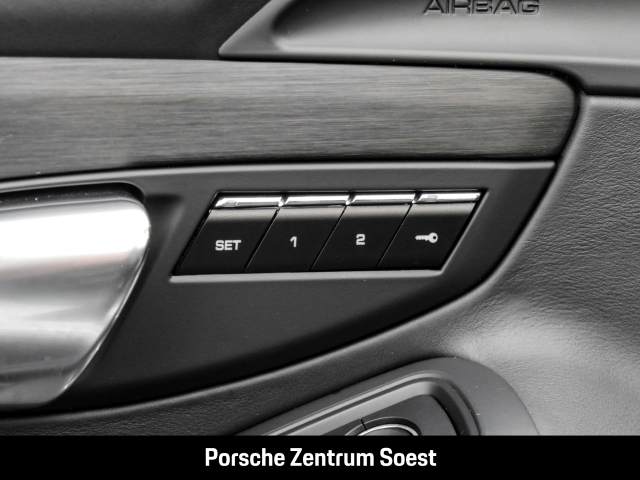 Porsche 991 Carrera GTS Cabriolet/ParkAssistent/BOSE