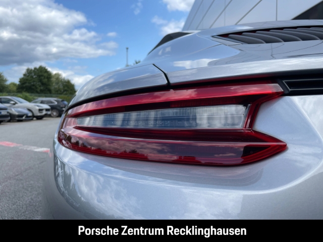 Porsche 991 911 Carrera GTS Cabriolet HA-Lenkung BOSE