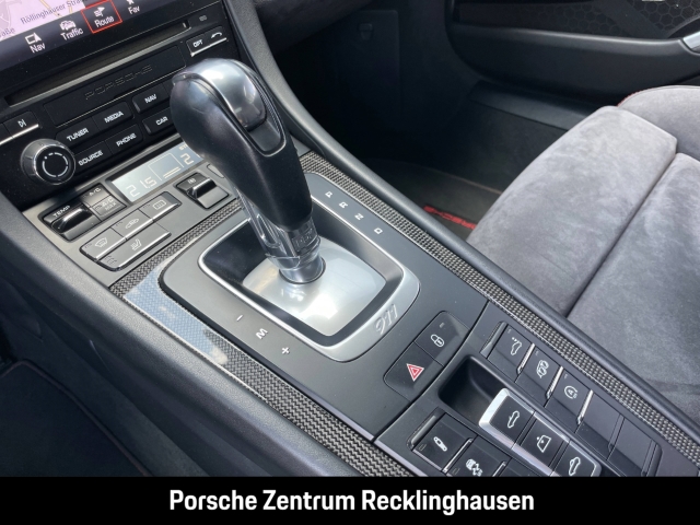 Porsche 991 911 Carrera GTS Cabriolet HA-Lenkung BOSE
