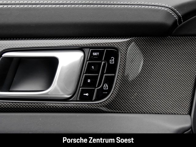 Porsche Panamera GTS/Panoramadach/Surround-View/BOSE