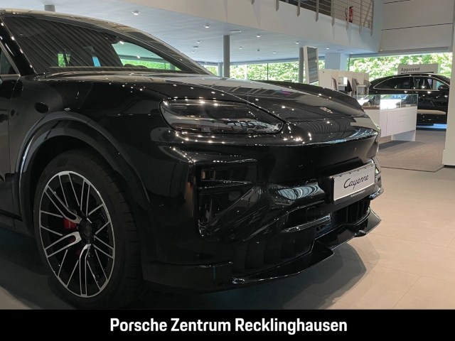 Porsche Cayenne Turbo Electric Active-Ride Burmester HUD