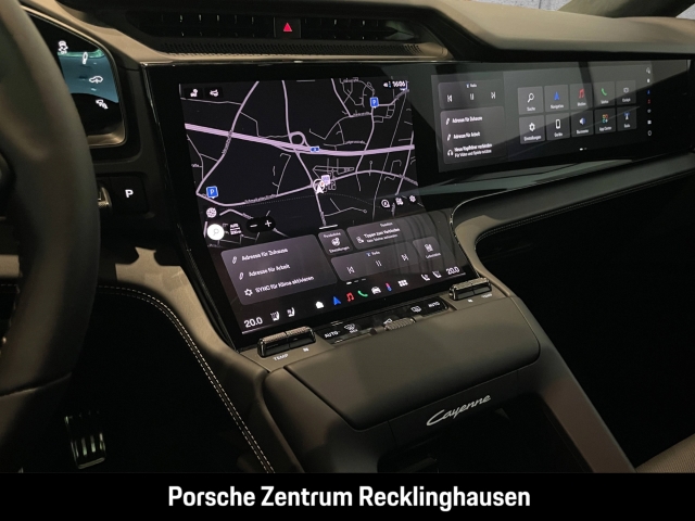 Porsche Cayenne Turbo Electric Active-Ride Burmester HUD
