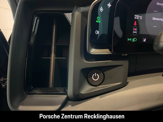 Porsche Cayenne Turbo Electric Active-Ride Burmester HUD