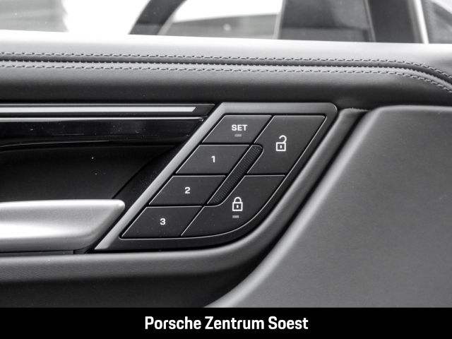 Porsche Macan 4S/22-Zoll/PASM/Panorama/Sport-Chrono/BOSE