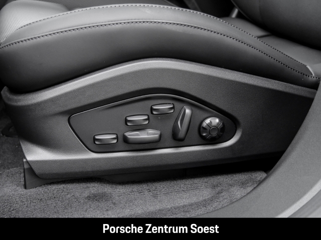 Porsche Macan 4S/22-Zoll/PASM/Panorama/Sport-Chrono/BOSE