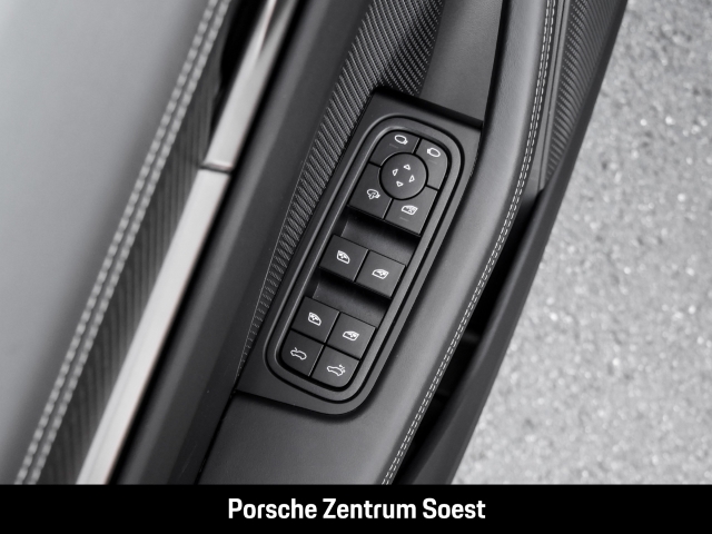 Porsche Macan Turbo/22-Zoll/Sport-Chrono/Panorama/BOSE