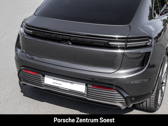 Porsche Macan Turbo/22-Zoll/Sport-Chrono/Panorama/BOSE