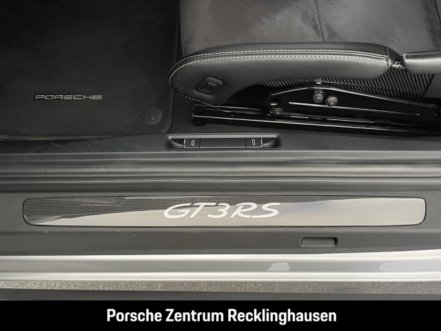 Porsche 991 911 GT3 RS 1-Hand nur 4.440 km Sport Chrono