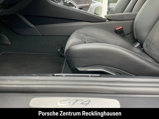 Porsche Cayman GT4 nur 10.323 km 1.Hand Unfallfrei