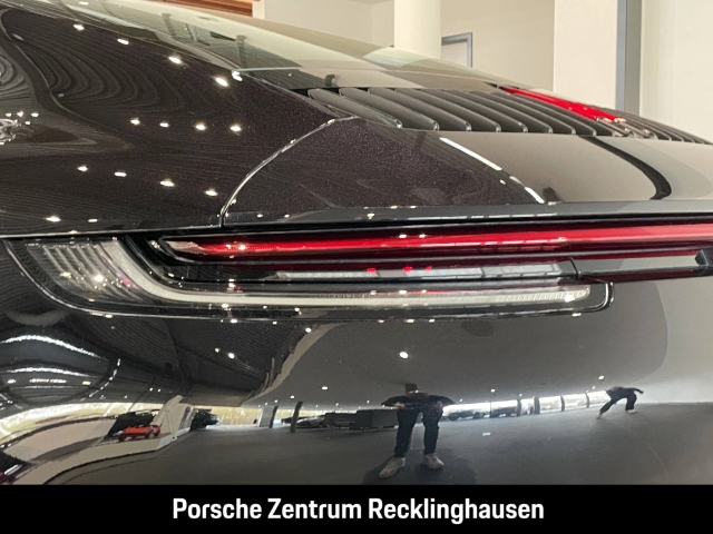 Porsche 992 911 Carrera nur 36.694 km LED-Scheinwerfer