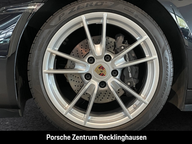 Porsche 992 911 Carrera nur 36.694 km LED-Scheinwerfer