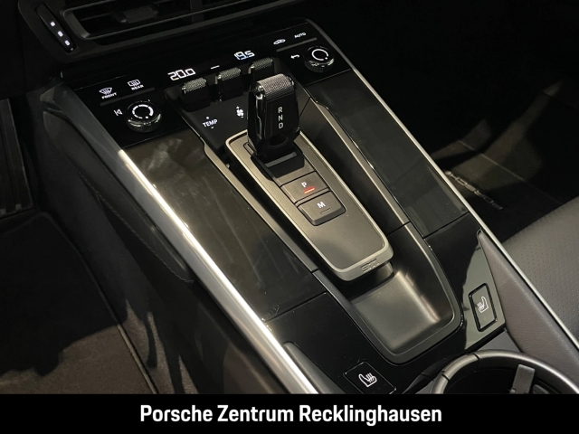 Porsche 992 911 Carrera nur 36.694 km LED-Scheinwerfer