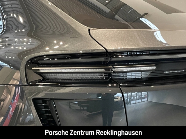 Porsche Macan Turbo Burmester HA-Lenkung Sitzbelüftung