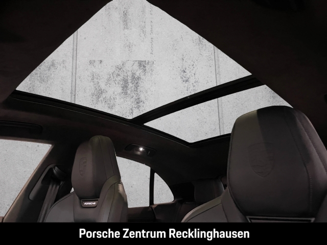 Porsche Macan Turbo Burmester HA-Lenkung Sitzbelüftung
