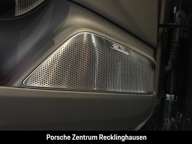 Porsche Macan Turbo Burmester HA-Lenkung Sitzbelüftung