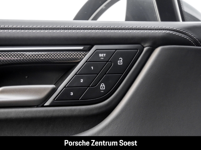 Porsche Macan Turbo/Panoramadach/Sport-Chrono/Burmester