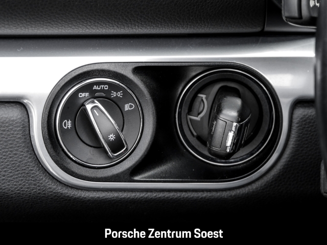 Porsche Boxster 718/20-Zoll/Bi-Xenon/ParkAssistent