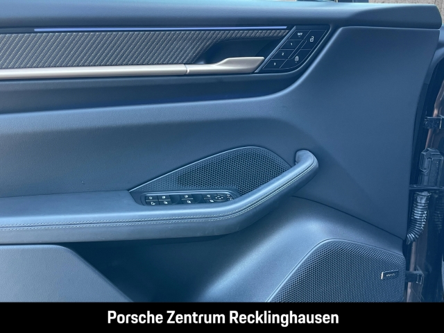 Porsche Macan Turbo LEDMatrix Surround-View Luftfederung