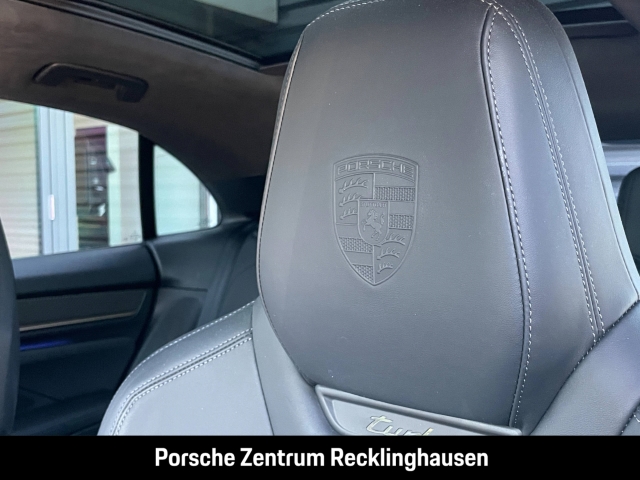 Porsche Macan Turbo LEDMatrix Surround-View Luftfederung