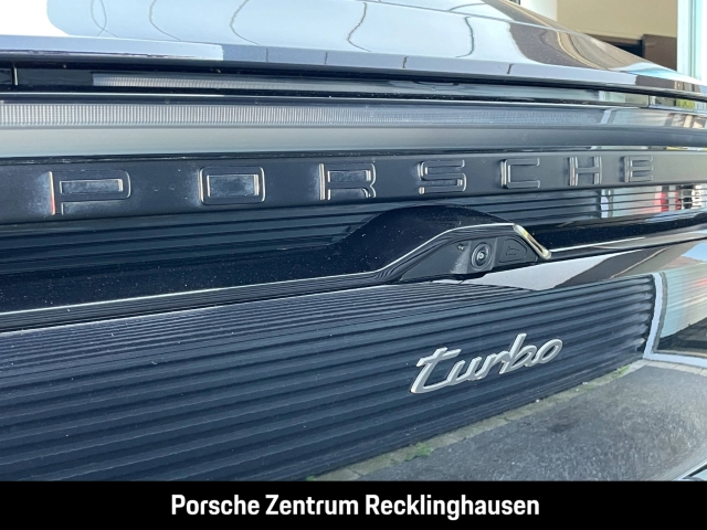 Porsche Macan Turbo LEDMatrix Surround-View Luftfederung