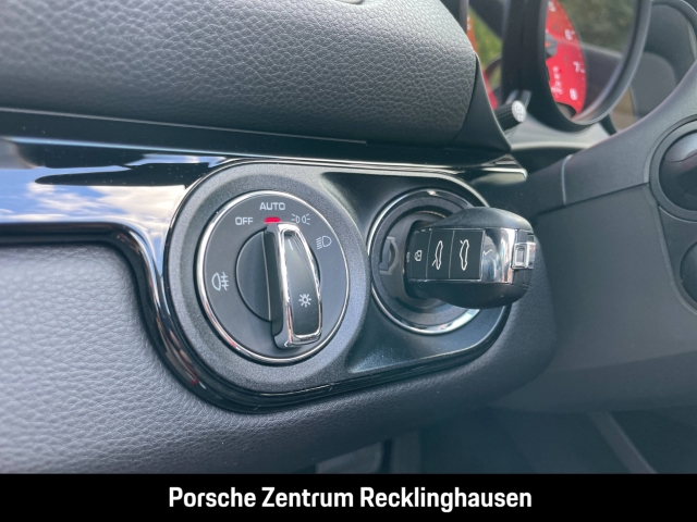 Porsche Boxster 718 T Rückfahrkamera Sportsitze LED
