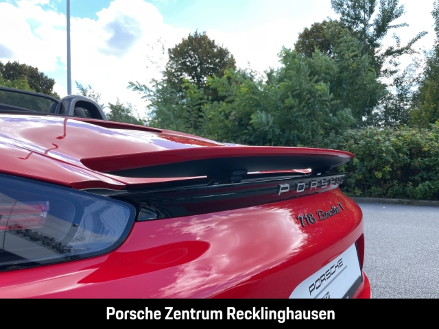 Porsche Boxster 718 T Rückfahrkamera Sportsitze LED