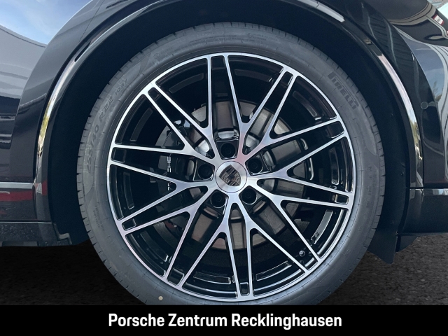 Porsche Macan Turbo Surround-View InnoDrive LED-Matrix