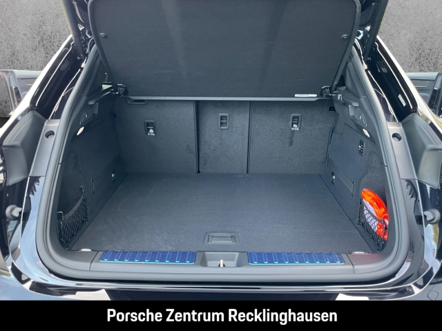 Porsche Macan Turbo Surround-View InnoDrive LED-Matrix