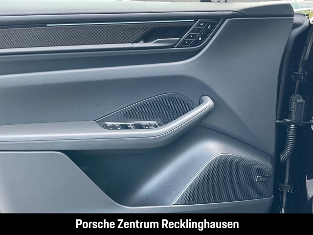 Porsche Macan Turbo Surround-View InnoDrive LED-Matrix
