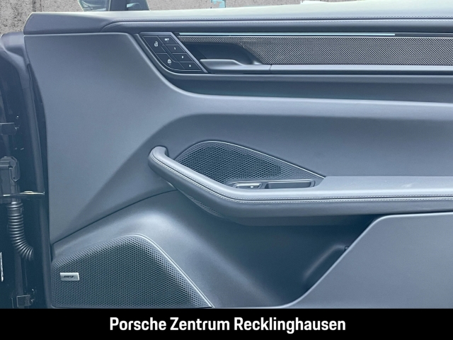 Porsche Macan Turbo Surround-View InnoDrive LED-Matrix