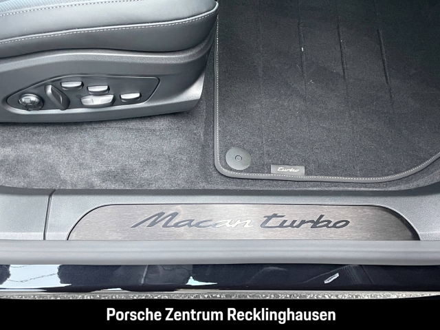 Porsche Macan Turbo Surround-View InnoDrive LED-Matrix