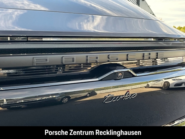 Porsche Macan Turbo Surround-View InnoDrive LED-Matrix