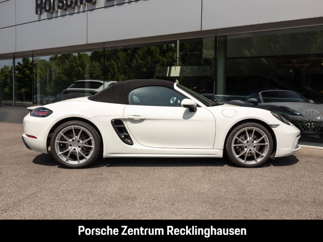 Porsche Boxster 718 20-Zoll Lenkradheizung 2-Zonen LED