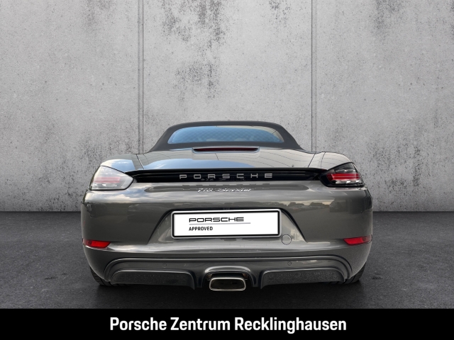 Porsche Boxster 718 Rückfahrkamera 20-Zoll SportDesign