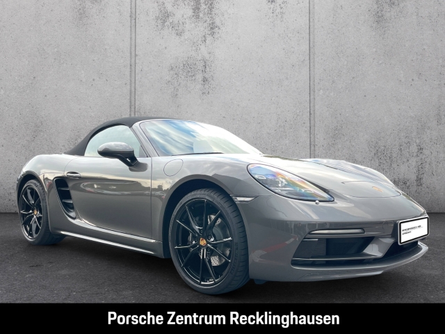 Porsche Boxster 718 Rückfahrkamera 20-Zoll SportDesign
