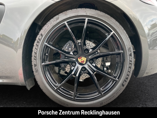 Porsche Boxster 718 Rückfahrkamera 20-Zoll SportDesign