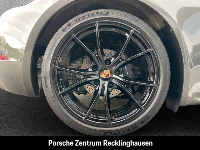 Porsche Boxster 718 Rückfahrkamera 20-Zoll SportDesign