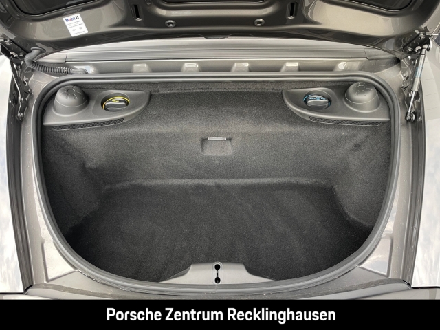 Porsche Boxster 718 Rückfahrkamera 20-Zoll SportDesign