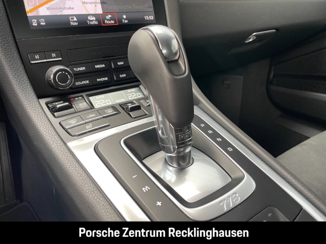 Porsche Boxster 718 Rückfahrkamera 20-Zoll SportDesign