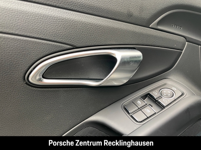 Porsche Boxster 718 Rückfahrkamera 20-Zoll SportDesign
