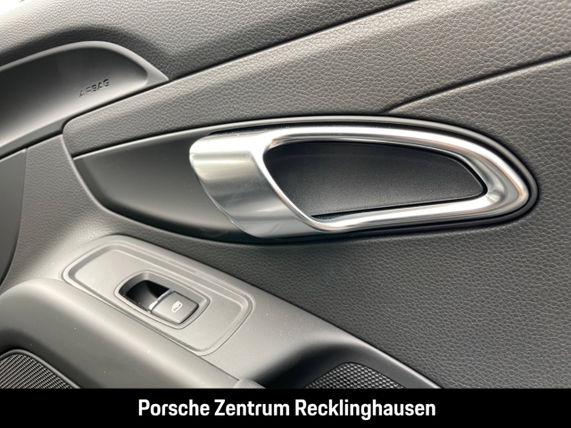 Porsche Boxster 718 Rückfahrkamera 20-Zoll SportDesign