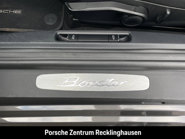 Porsche Boxster 718 Rückfahrkamera 20-Zoll SportDesign