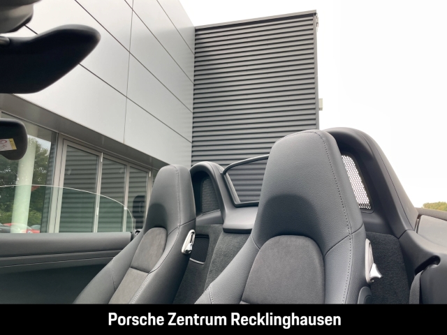 Porsche Boxster 718 Rückfahrkamera 20-Zoll SportDesign